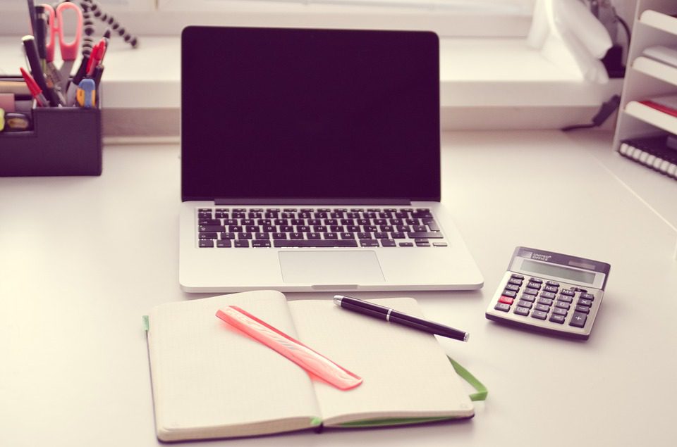 Empresas: ¿qué gastos son deducibles y cuáles no? 1 gastos deducibles y no deducibles empresas